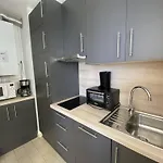 Apartamento 2 Pieces Climatise Avec Wifi Pres De La - Fr-1-833-16