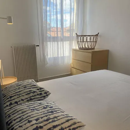 Apartment 2 Pieces Climatise Avec Wifi Pres De La - Fr-1-833-16 *